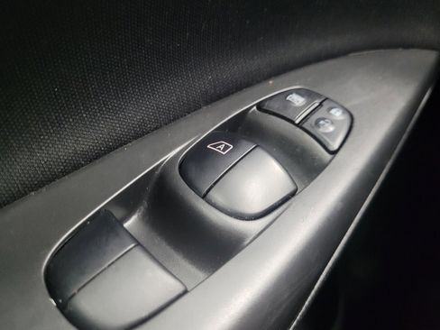 Used 2019 Nissan Sentra SV FWD image 27