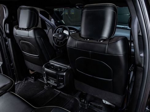 Used 2024 RAM 2500 Laramie w/ Night Edition image 31