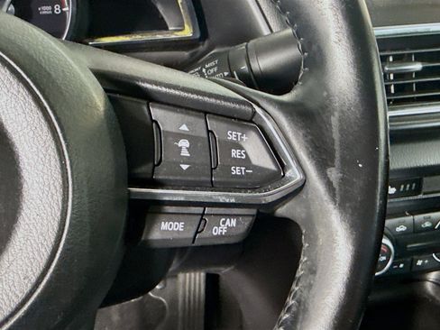 Used 2017 MAZDA MAZDA3 Grand Touring image 15