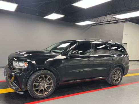 Used 2018 Dodge Durango GT w/ Technology Group RWD image 2