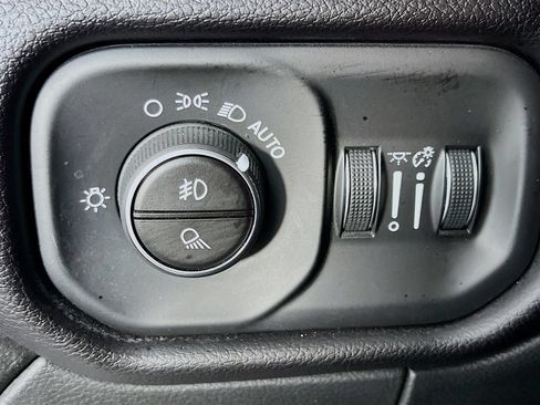 Used 2022 RAM 2500 Laramie w/ Safety Group B AWD/4WD image 13