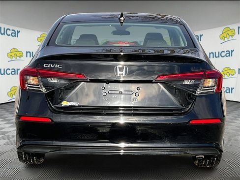 Used 2023 Honda Civic LX image 5