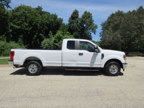 Used 2020 Ford F250 XL w/ Power Equipment Group RWD image 8