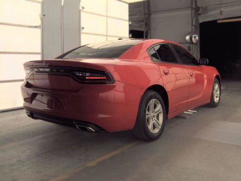 Used 2022 Dodge Charger SXT RWD image 6