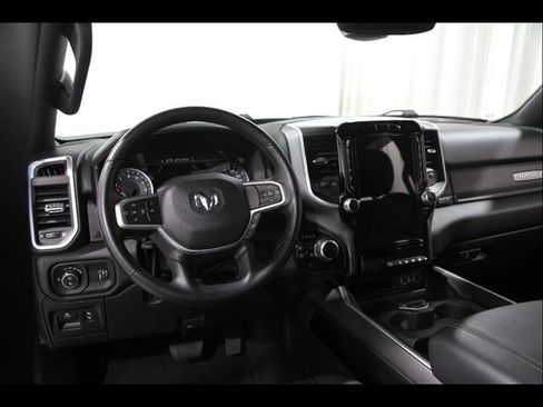 Used 2023 RAM 1500 Big Horn AWD/4WD image 6
