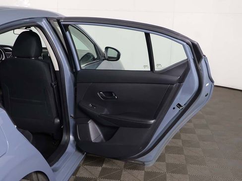 Used 2024 Nissan Sentra SV FWD image 19