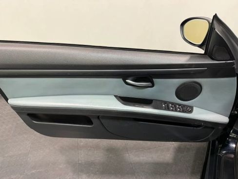 Used 2009 BMW M3 Convertible image 10