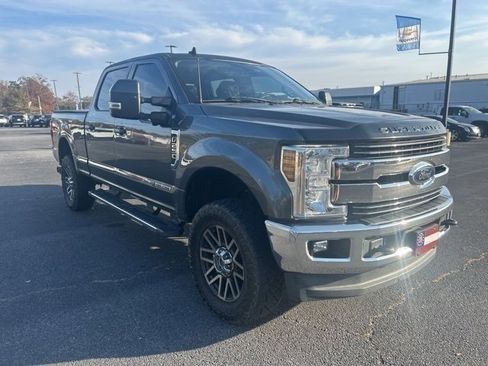 Used 2019 Ford F250 Lariat w/ Lariat Ultimate Package image 6