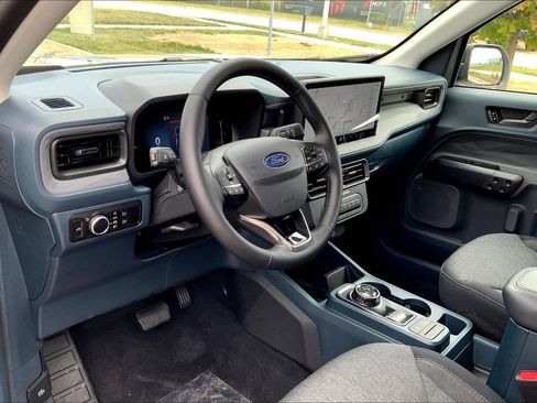 New 2025 Ford Maverick XLT w/ XLT Luxury Package AWD/4WD image 6