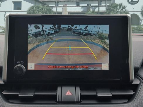 Used 2023 Toyota RAV4 XLE w/ Convenience Package FWD image 18