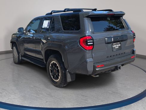 Used 2025 Toyota 4Runner TRD Sport Premium AWD/4WD image 7