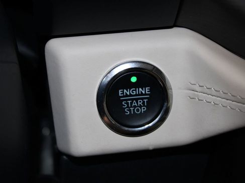 Used 2023 Ford Expedition Platinum AWD/4WD image 46
