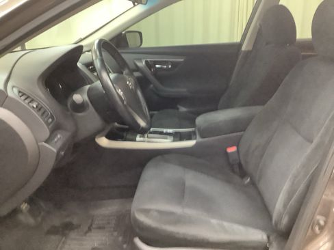 Used 2014 Nissan Altima 2.5 SV FWD image 13