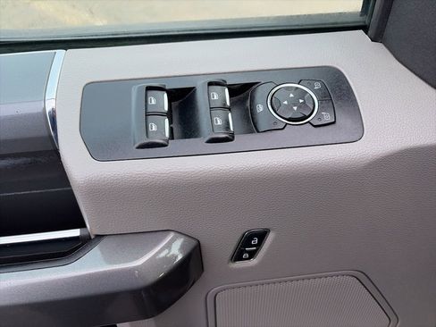 Used 2015 Ford F150 XLT w/ Equipment Group 301A Mid image 12