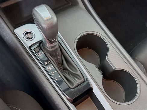 Used 2025 Nissan Altima 2.5 SV FWD image 10