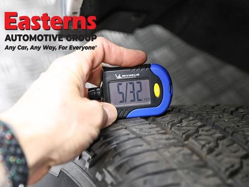 Used 2024 Chevrolet Colorado W/T RWD image 25