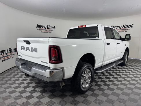 Used 2025 RAM 2500 Big Horn AWD/4WD image 7