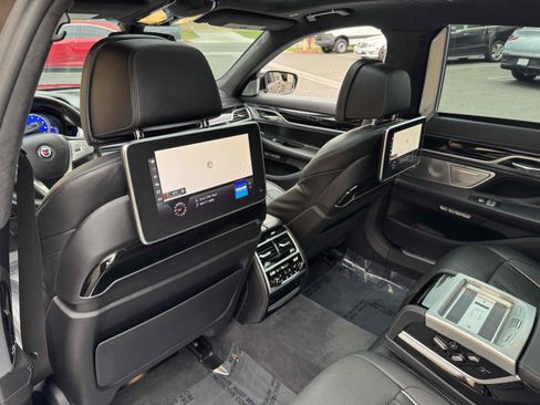 Used 2018 BMW ALPINA B7 xDrive image 5