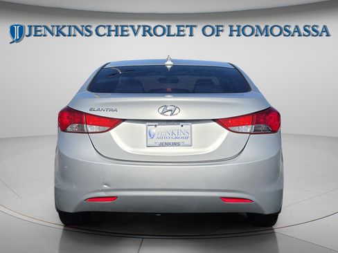 Used 2013 Hyundai Elantra GLS w/ Preferred Pkg FWD image 6