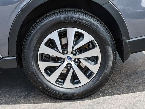 Used 2022 Subaru Outback Premium AWD/4WD image 31