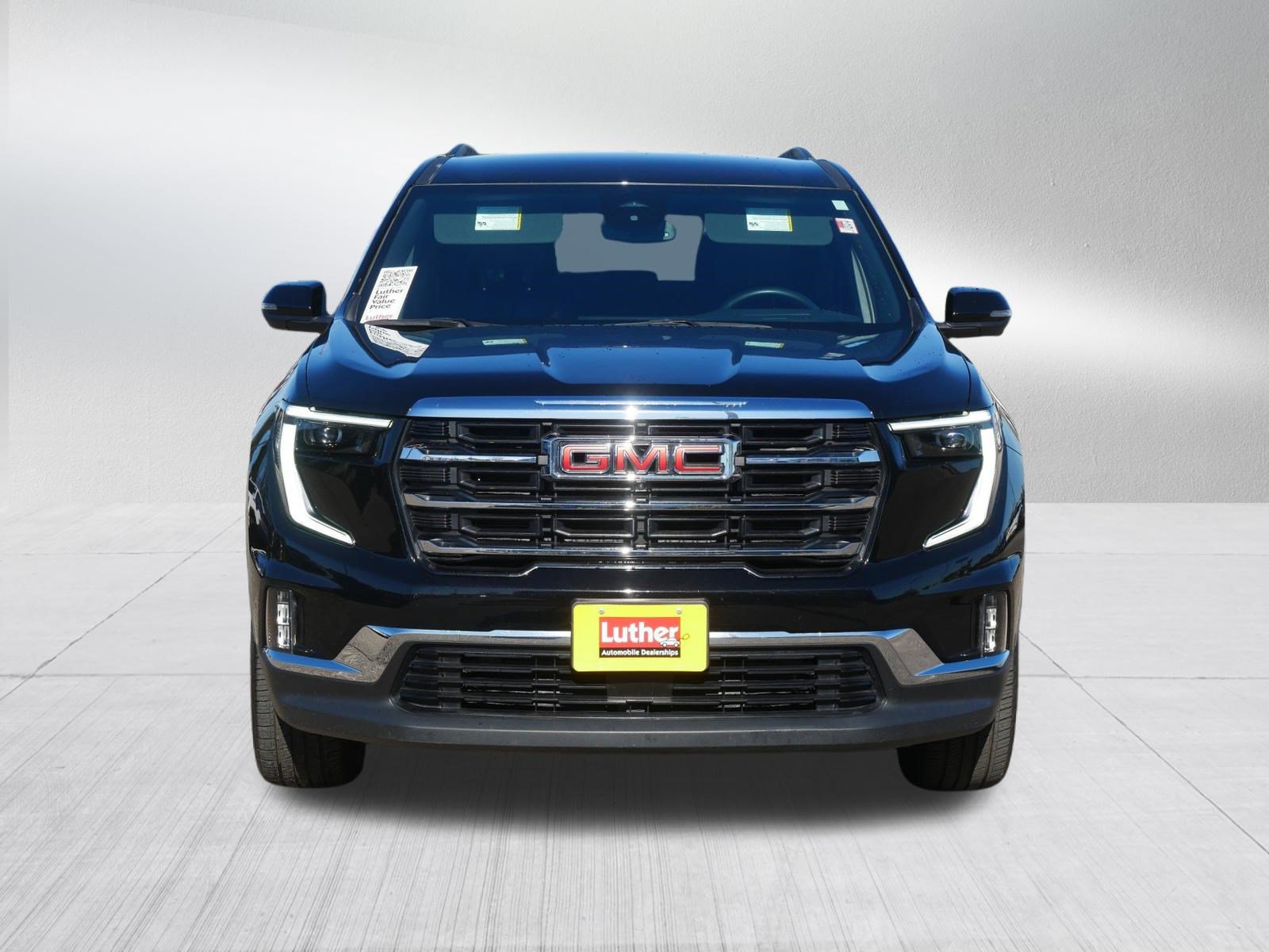Used 2024 GMC Acadia Elevation AWD/4WD image 2