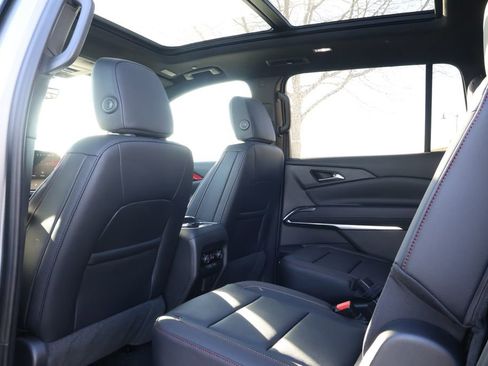 New 2026 Chevrolet Traverse Z71 w/ Enhanced Driving Package image 38