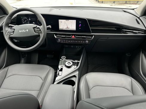 New 2026 Kia Niro Wind w/ Wind Preserve Package FWD image 16