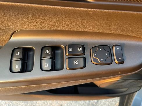 Used 2019 Hyundai Kona SE AWD/4WD image 24