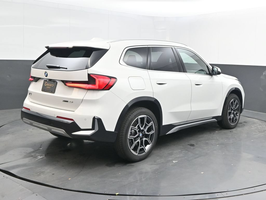 New 2026 BMW X1 xDrive28i w/ Convenience Package AWD/4WD image 7