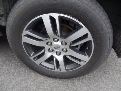 Certified 2024 Ford Expedition Limited image 15