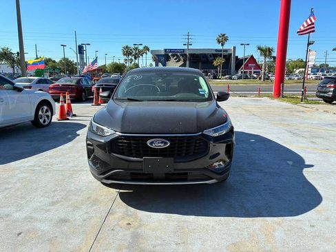 Used 2025 Ford Escape Active FWD image 1