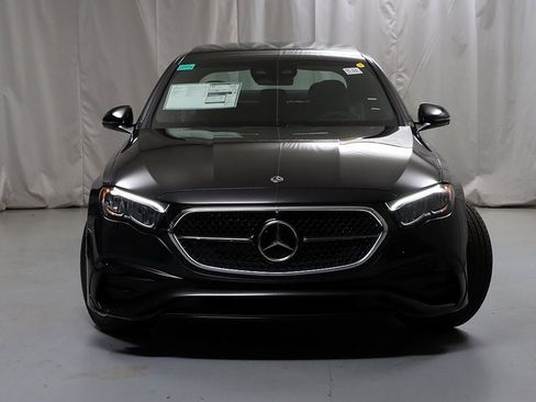 New 2026 Mercedes-Benz E 350 4MATIC Sedan image 5