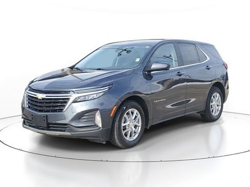 Certified 2022 Chevrolet Equinox LT image 2