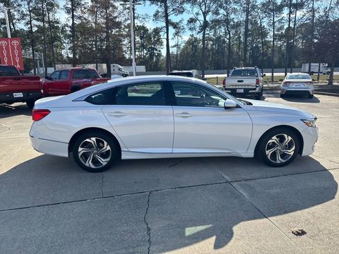 Used 2020 Honda Accord EX image 8