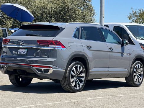 Used 2021 Volkswagen Atlas Cross Sport SEL Premium R-Line AWD/4WD image 4