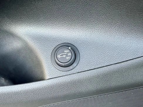 Used 2020 Buick Envision Preferred image 17