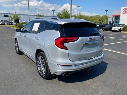 Used 2019 GMC Terrain Denali w/ Advanced Safety Package AWD/4WD image 3