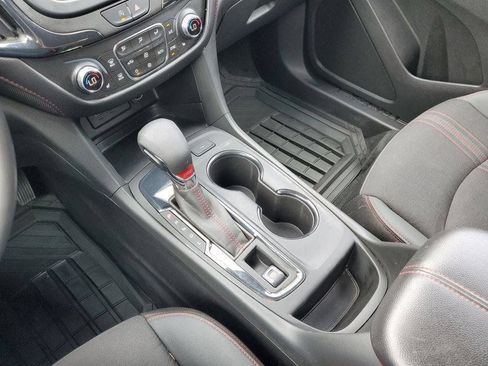 Used 2022 Chevrolet Equinox RS FWD image 20