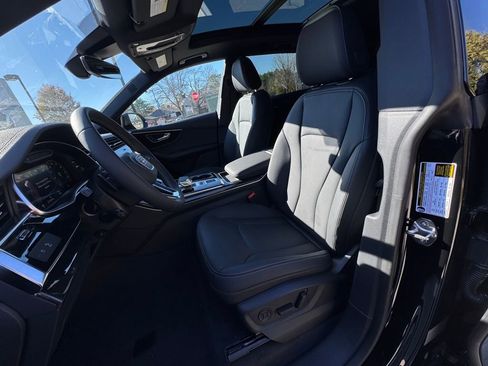 New 2026 Audi Q8 Premium image 19