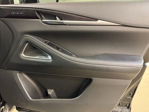 Used 2023 INFINITI QX60 Sensory image 29