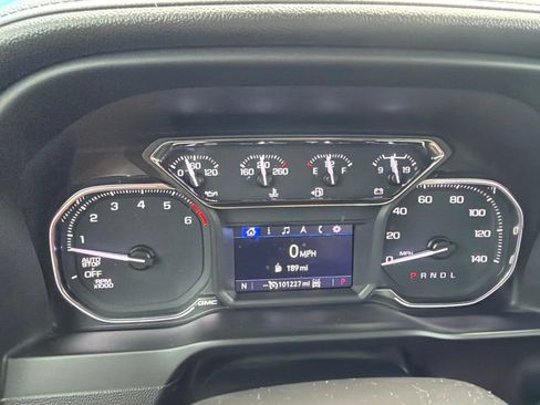 Used 2021 GMC Sierra 1500 SLT w/ SLT Convenience Package AWD/4WD image 7