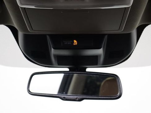 Used 2025 Nissan Rogue Platinum FWD image 23