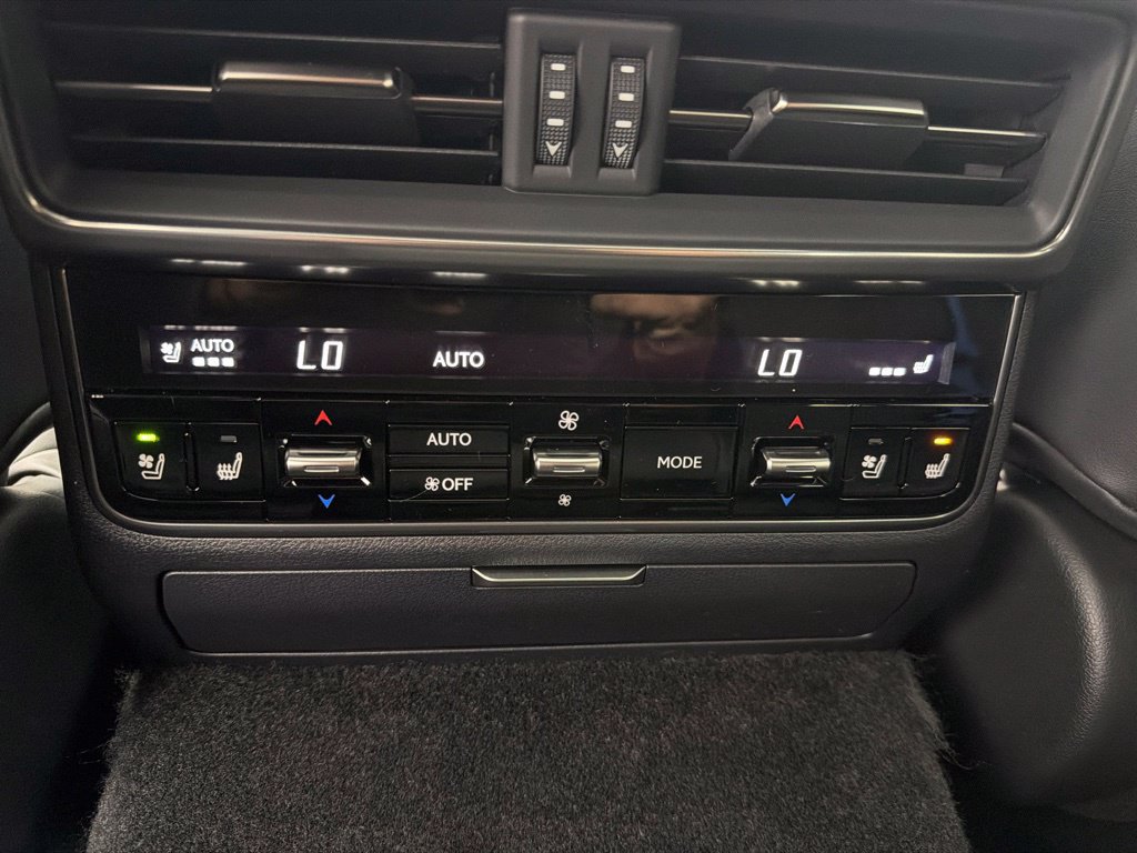 New 2026 Lexus LX 700h F Sport AWD/4WD image 8