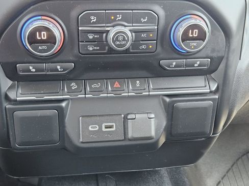 Used 2022 Chevrolet Silverado 1500 RST AWD/4WD image 23