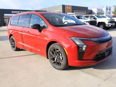New 2027 Chrysler Pacifica Limited