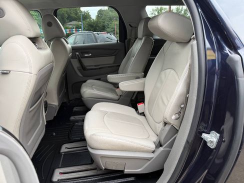 Used 2017 GMC Acadia Limited SLT AWD/4WD image 12