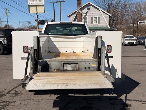 Used 2018 Ford F350 XL w/ Power Equipment Group image 6