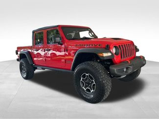 Used 2022 Jeep Gladiator Mojave w/ Trailer Tow Package video 2