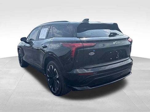 Used 2024 Chevrolet Blazer EV RS RWD image 3
