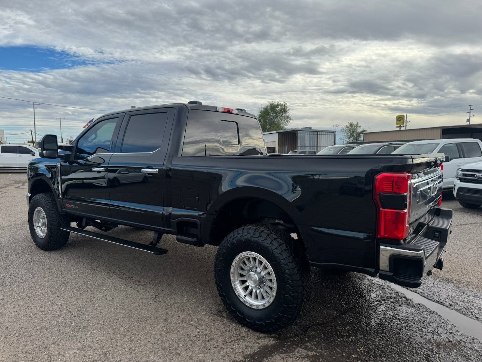 Used 2023 Ford F250 King Ranch w/ Chrome Package AWD/4WD image 2